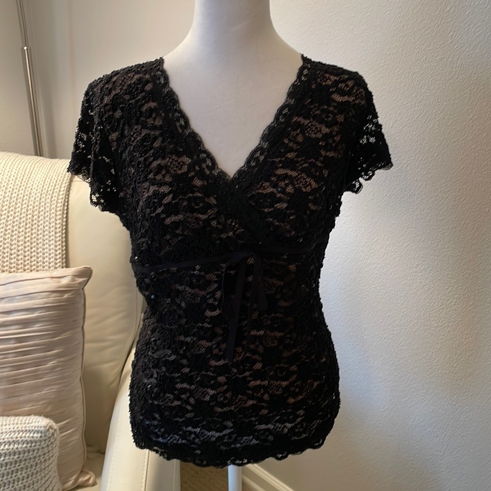 Ann Taylor Women’s Bead & Lace Top - Medium - Picture 1 of 9